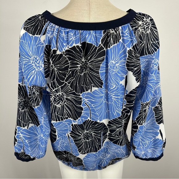 ❤️ Banana Republic Blue and Black Floral Blouse Size M - Picture 4 of 6